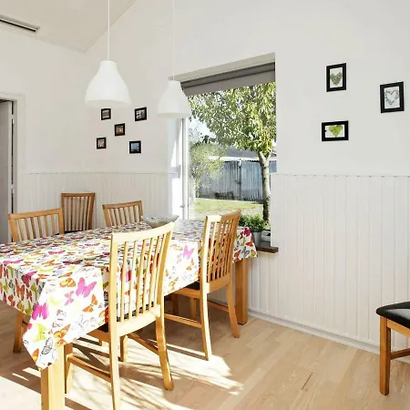 公寓 Two-bedroom In Ebeltoft 18